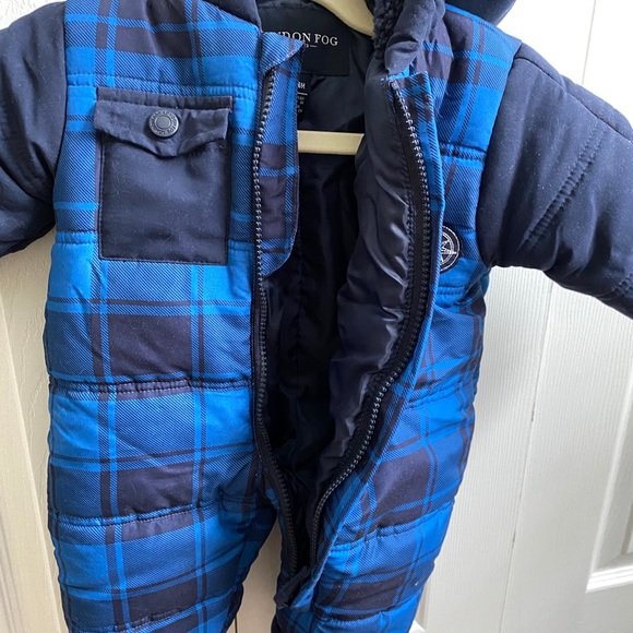 London Fog baby snowsuit 3-6 month’s - Picture 6 of 7